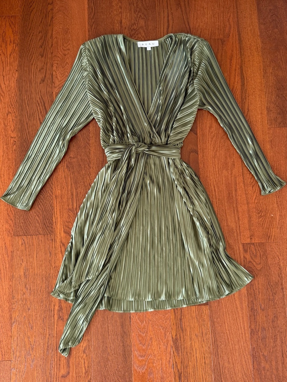 Buru Pleated Mini Dress size L